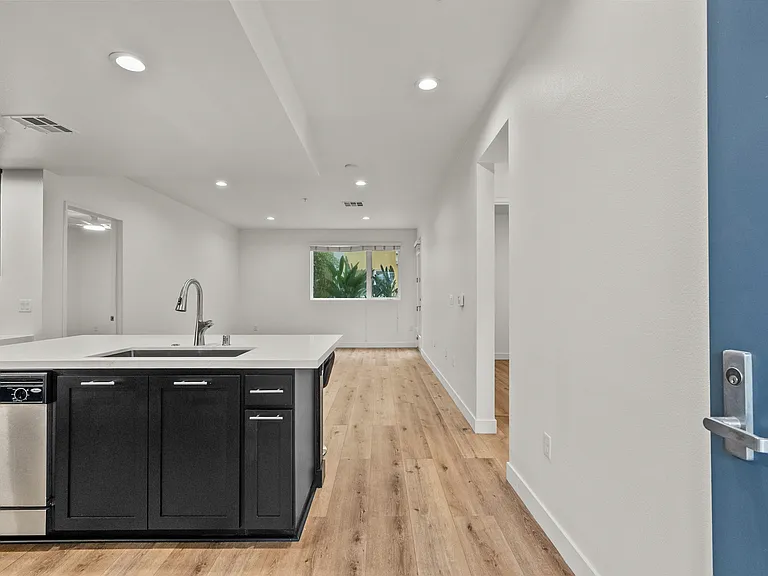21301 Erwin St #206 — Photo 17