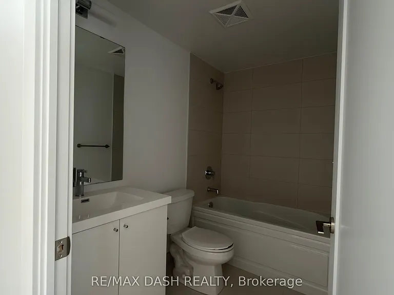 2545 Simcoe St N #1722 — Photo 8