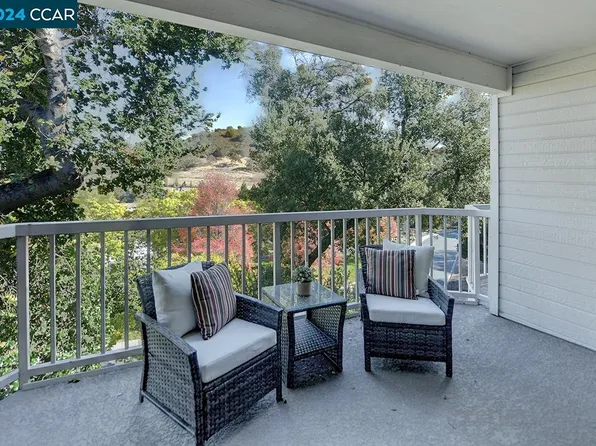 4372 Terra Granada Dr APT 2B, Walnut Creek, CA 94595