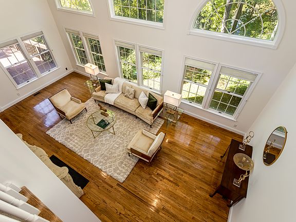 181 Turn Of River Road