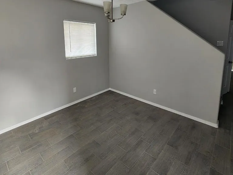317 Princeton Dr SE — Photo 6