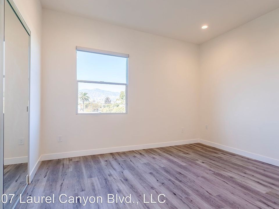 1st image of 625 S Pacific Ave #105