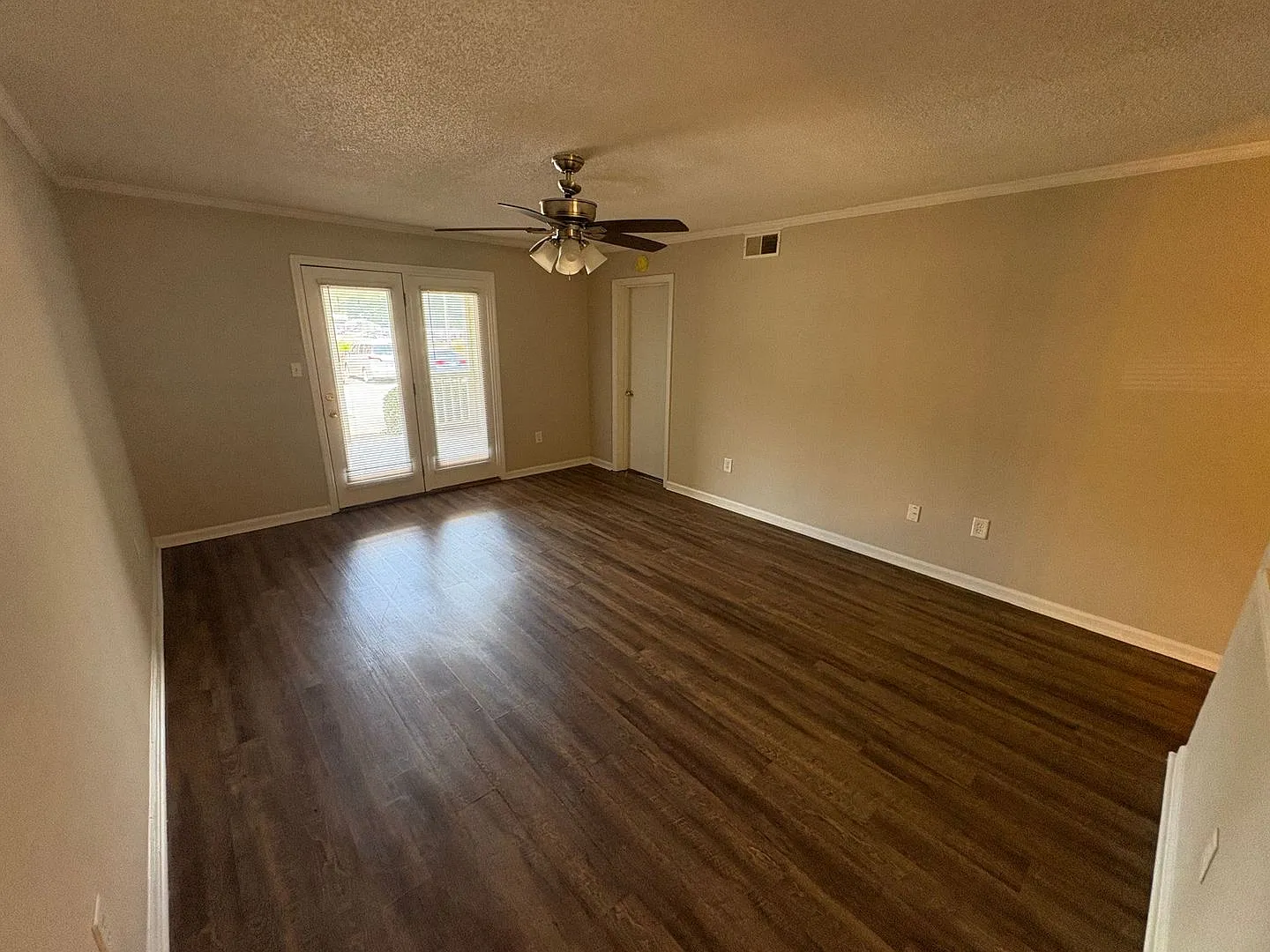 Available For Immediate Move In! — Photo 4