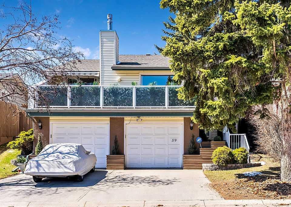 1st image of 59 E Strathcona Close SW