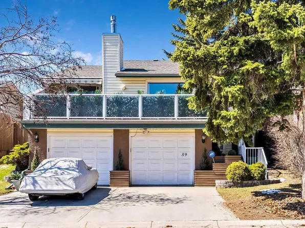 59 E Strathcona Close SW, Calgary, AB T3H 1L2
