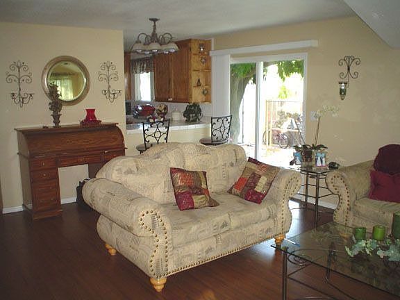 Vaulted Ceiling in living room