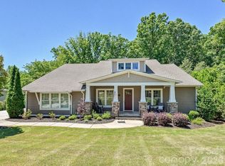 1044 Wessington Manor Ln, Fort Mill, SC 29715