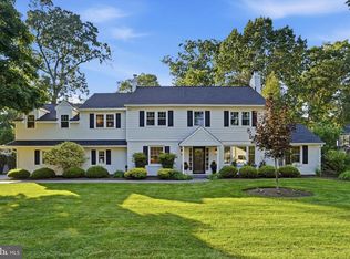 417 Heatherwood Ln, Devon, PA 19333
