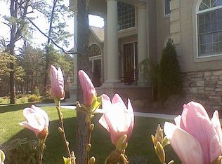 37 Old Stevens Ln, Voorhees, NJ 08043