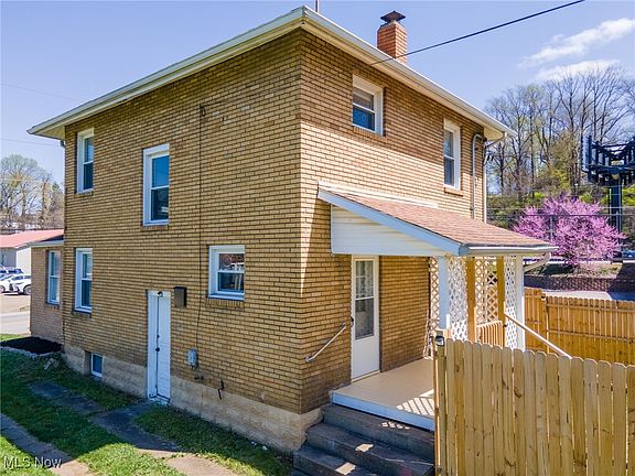 2nd image of 730 29th St