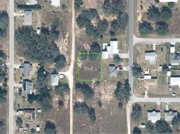 388 N Macedonia Rd, Avon Park, FL 33825