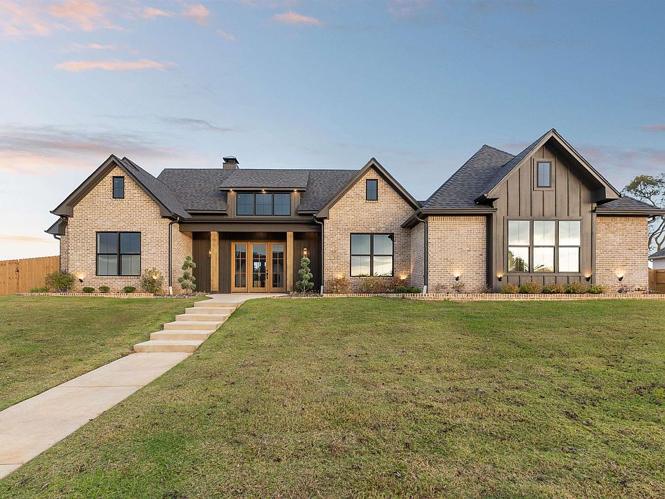 1st image of 20253 Roebuck Dr