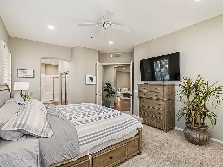 7979 E Princess Dr #31 — Photo 14