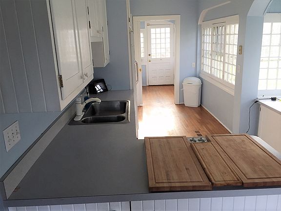 5th image of 7903 Driftwood Dr