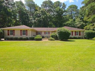 280 Thornton Dr, Fayetteville, GA 30214