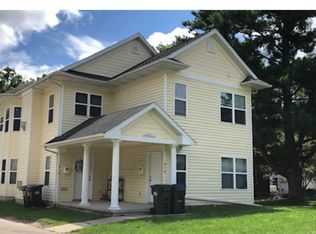 514 Olive St #1, Iowa City, IA 52246
