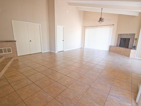5th image of 14614 N Love Ct