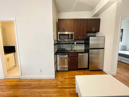 Rented by The Downtown LLC | media 20