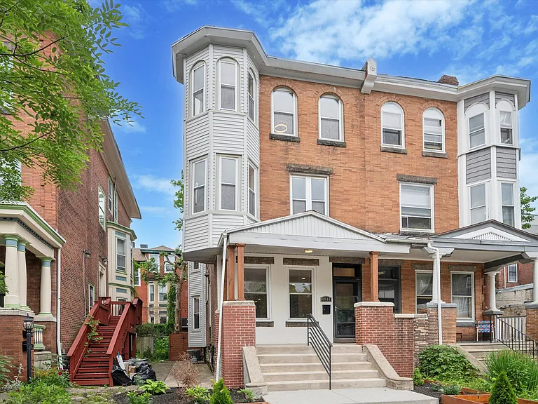 4911 Warrington Ave — Photo 61