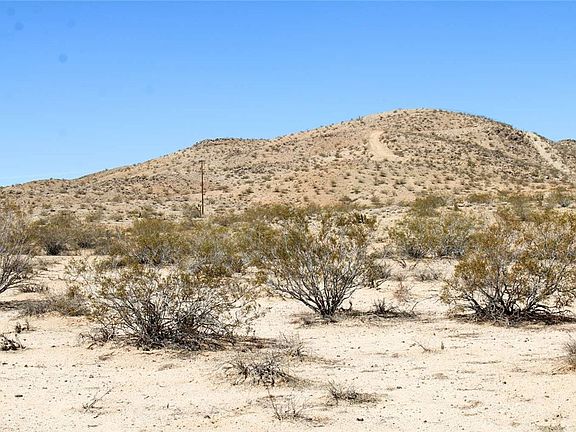 5th image of 22999 Sunny Vista Rd