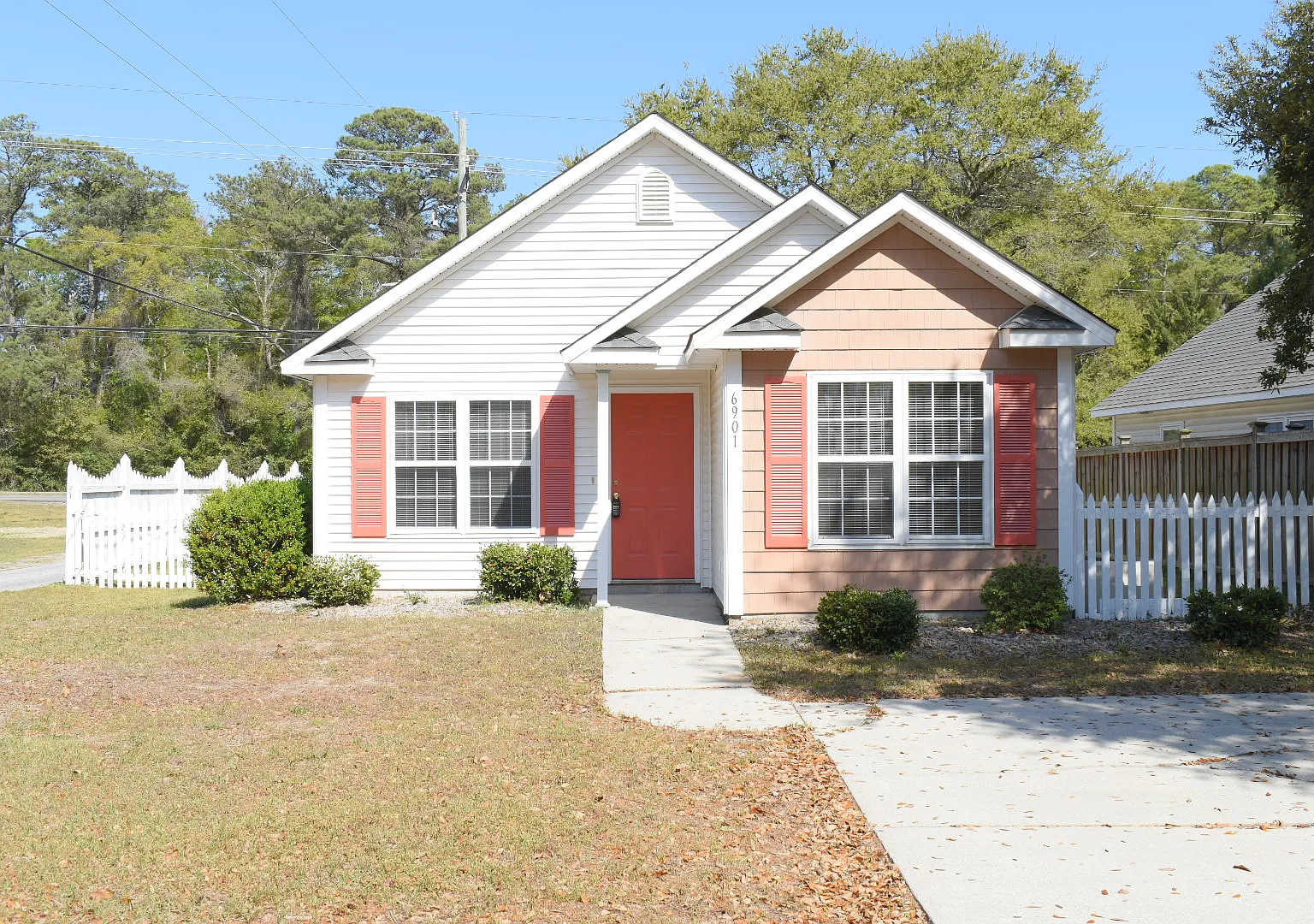 3 bed, 1108 sqft, $1,800 — Photo 1