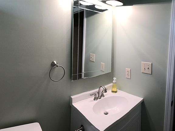 Kid's bathroom