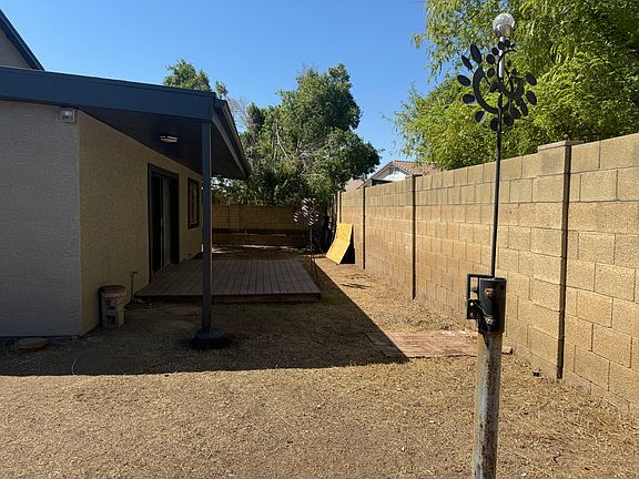 3rd image of 5240 W Beryl Ave