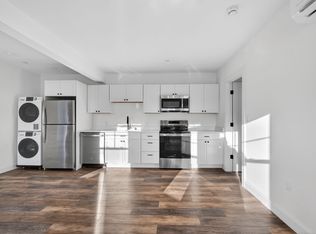 371 Cabot St #102, Beverly, MA 01915