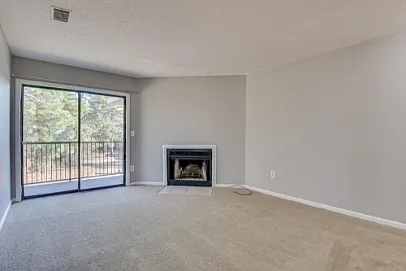 2816C Thomas Ln — Photo 6