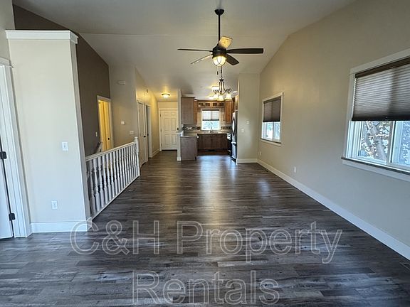 5th image of 3019 Colton Blvd #1