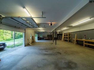 63 North Rd, Chesterfield, MA 01012