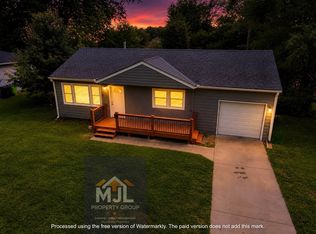 311 Jefferson Ln, Belton, MO 64012