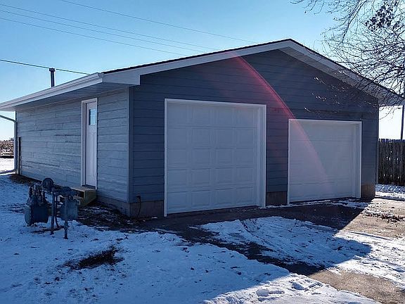 Over-Sized Heated Shop 