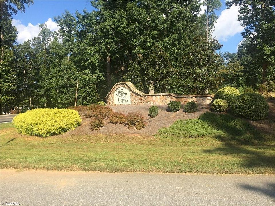1st image of 6307 Willow Wind Dr