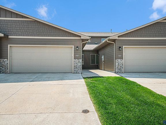 2nd image of 5909 S Bounty Pl