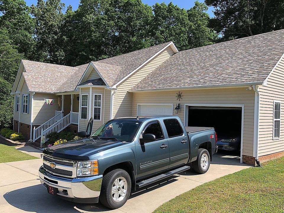 2nd image of 113 Plantation Ct