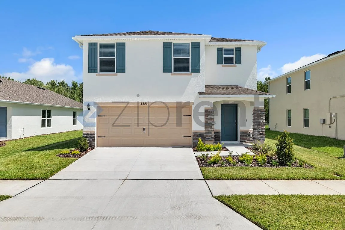 Foxwood Lake Estates Phase One — Photo 1