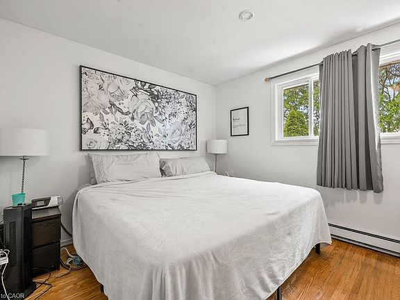 4th image of 125 Livingston Ave #34
