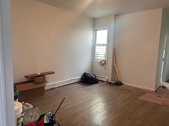 3rd image of 1225 Tinton Ave APT 3