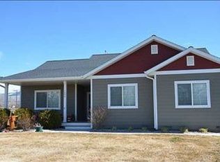 1054 Carolyns Ln, Corvallis, MT 59828