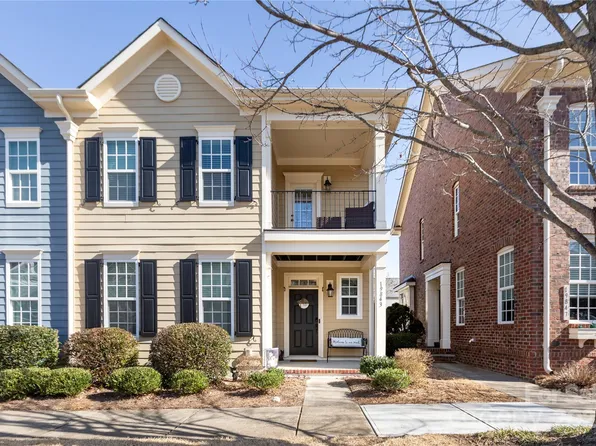 19843 Lamp Lighters Way, Cornelius, NC 28031