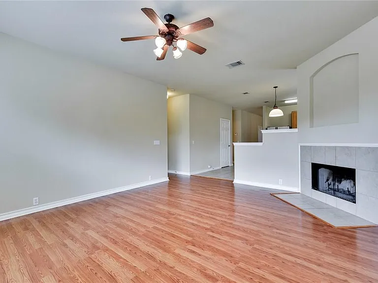20817 Silverbell Ln — Photo 13