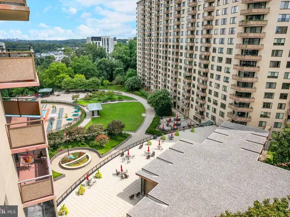 5225 Pooks Hill Rd APT 1002N, Bethesda, MD 20814