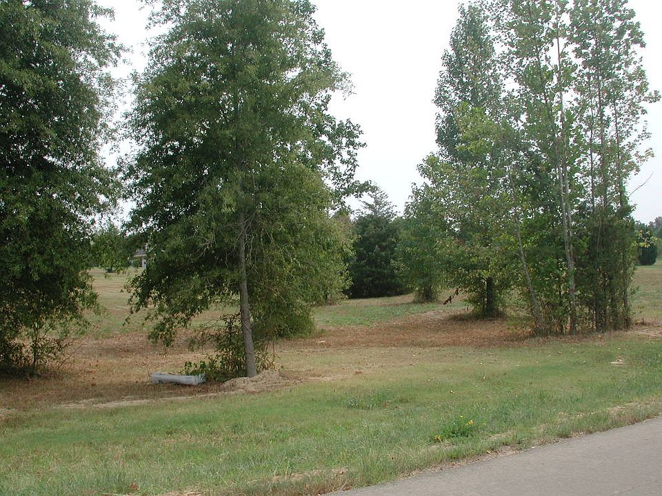 1st image of 270 Cottonwood Dr