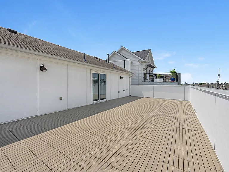 5802 Kansas St — Photo 31