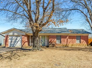 409 Hillcrest St, Mansfield, TX 76063