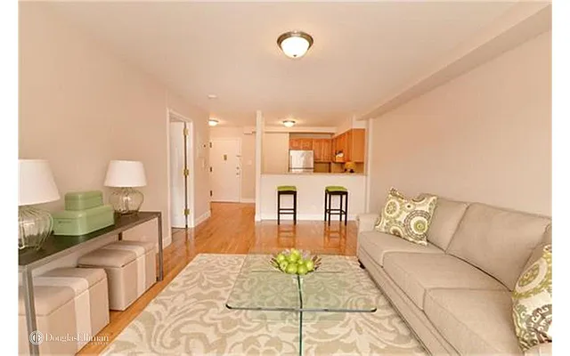 Rented by Douglas Elliman | media 21