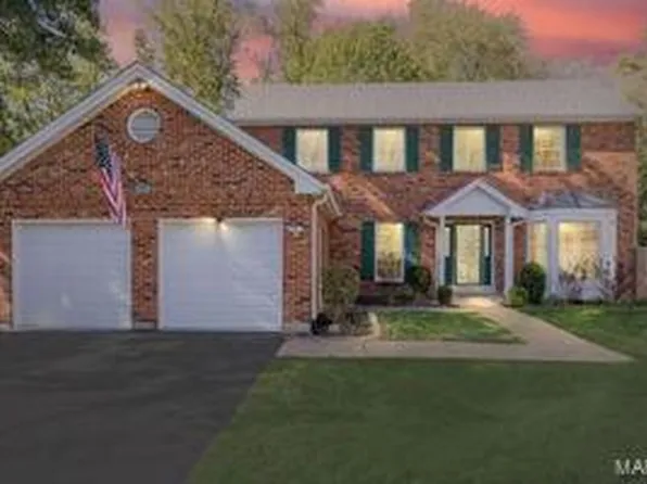 2021 Whitman Ct, Chesterfield, MO 63005