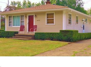 2472 Newton St, Akron, OH 44305