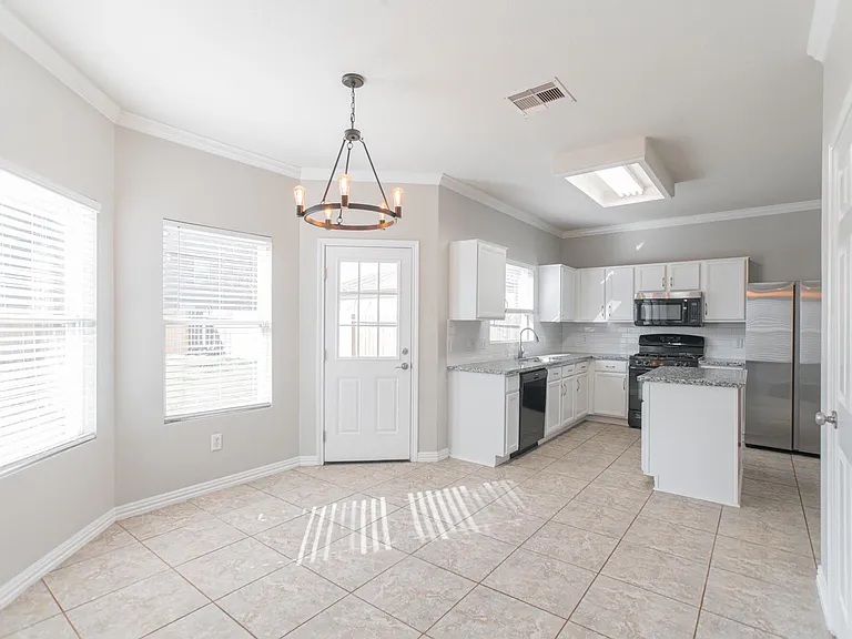 22519 Goss Spring Ct — Photo 15